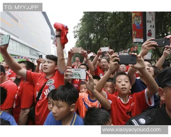 足球球星携手拜年活动回顾及影响分析 从2010年到